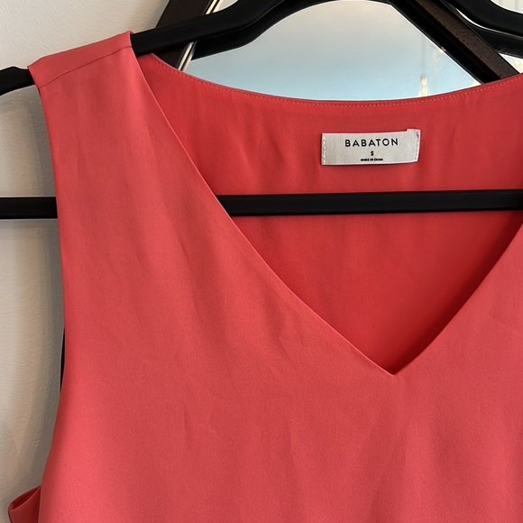 Pink sleeveless v-neck tank, Babaton S - Picture 2 of 2